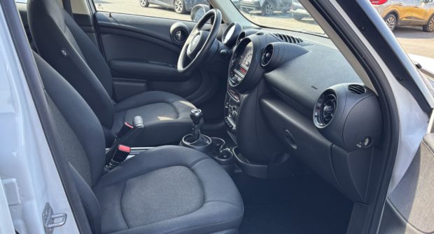 MINI COUNTRYMAN 1.6 ONE 98 DC598YG (9)