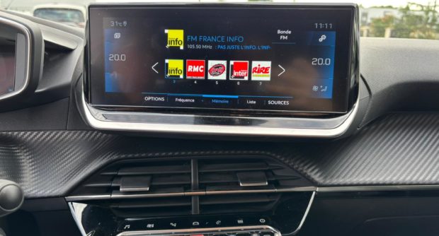 PEUGEOT 208 1.2 PURETECH 100 ALLURE PACK GM648CN (11)
